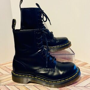 Dr Martens 1460 Black Smooth Leather Women's 5 Combat Boots 11821 Distressed